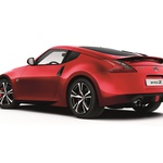 Osvježeni Nissan 370Z i dalje s 329 "konja" i  s novim crnim felgama i dodacima (foto: Nissan)