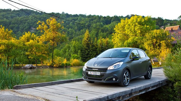 Može li bolje: Peugeot 208 s 2,99 % kamate, s 4 godine jamstva