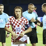 LUKA MODRIĆ skandalozno dobar - u Španjolskoj božanstvo, a u Hrvatskoj osporavan (foto: Marijan Pošta/ SPORTNEWS)