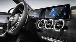 Zavirite u unutrašnjost Mercedesa A-Klase i maštajte o svom autu snova s dva zaslona kao iz zrakoplova