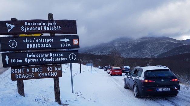 VIDEO: Alfa Romeo na krovu Hrvatske - osvojen snijegom zameteni Zavižan, na -8 stupnjeva