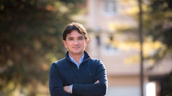 Velika priča ZLATKO DALIĆ Zašto je on uspješan a HR premijeri i predsjednici to nisu - zato što nema, za razliku od njih, ni dana staža u državnom sektoru