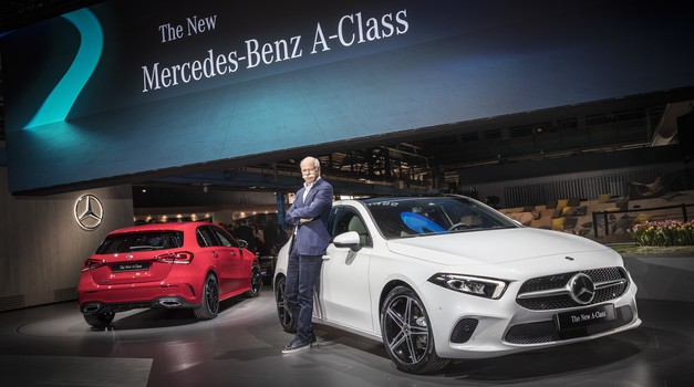 FOTO GALERIJA: Dietmar Zetsche, prvi čovjek Daimlera, predstavio je u Amsterdamu novi Mercedesov adut za kompaktnu klasu