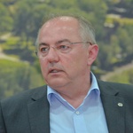S tvorničke trake Audija ravno u zastupničke klupe Bundestaga gdje je punih 20 godina bio prvi, a gotovo i jedini stranac i to gastarbajter (foto: Boris Ščitar/Pixsell)