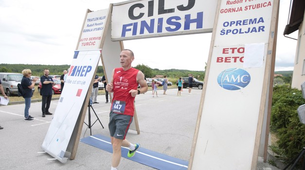 Mini maraton atletičara u kojoj je važniji fair play od pobjede u subotu i to po 4. put u Gornjoj Bistri, trči i bivši načelnik Uprave policije