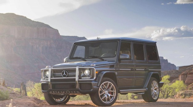 Mercedes-AMG G65 mora u servis jer je prebrz u rikverc