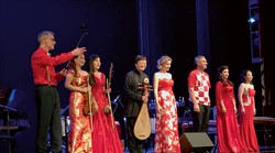 Video + foto: "Zločesti dečko", Matej Meštrović,  prvo je pokorio Carnegie Hall,  a sad i Daleki istok