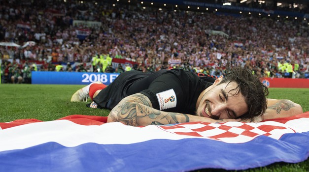 Dogodilo se na današnji dan - slika Šime Vrsaljka obišla je svijet, jer Hrvatska je ušla u finale pobjedivši Engleze