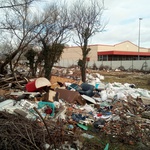 Video + foto:  Samo ograde dijele Kolindinu rezidenciju na Pantovčaku i Kraševu tvornicu u Maksimiru od rugla i deponija smeća (foto: Romeo Ibrišević)