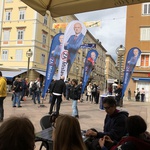 4x VIDEO Što je sve rekao Mislav Kolakušić u Rijeci: - Bit ću premijer, ministar pravosuđa i policije i utvrditi ću jesu li "mercedes" kupili svojim ili našim novcem (foto: Igor Stažić)