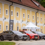 VIDEO: Ima i više od dvije tone, bateriju od 90 kWh, do stotke juriša za 4,8 s, a juri i 200 km/h i sve to na struju po cijeni od 615.000 kn (foto: Igor Stažić)