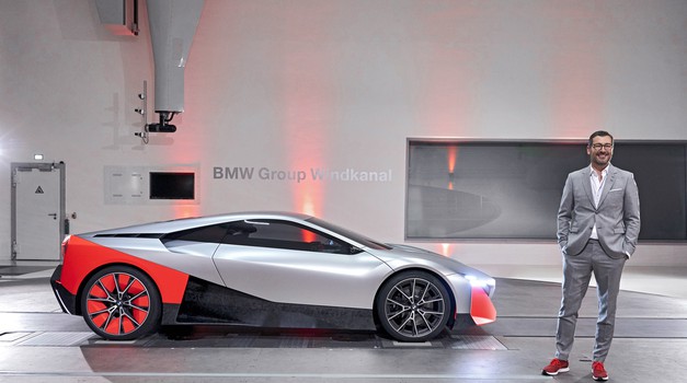 VIDEO + 30 FOTO: Hrvat i Nizozemac predstavili BMW-ov cestovni bolid budućnosti BMW Vision M Next. Prvi pa muški nastup Domagoja Đukeca kao šefa BMW dizajna