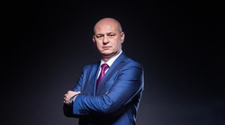 2100. Hrvata će biti upola manje nego danas, Mislav Kolakušić irončno citira ugledni Politico koji nam prognozira najcrnije moguće brojke, a za sve optužuje politički duopol i...