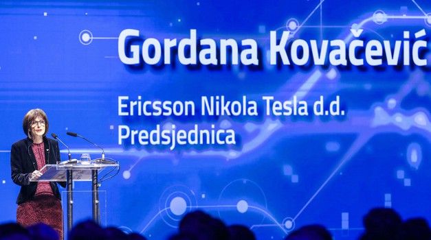 Ericsson Tesla izdao naredbu - informatičari iz odjela u kojem je radio zaraženi od sada rade od kuće i ne smiju dolaziti na posao