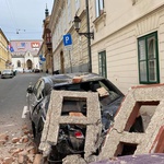 50 FOTO + VIDEO Zagreb nakon potresa. Slike užasa središta grada, ljudi u strahu, katedrala bez jednog tornja (foto: Igor Vignjević)