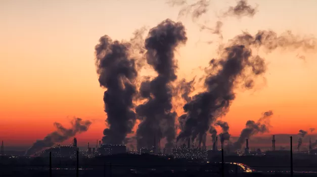 400.000 Europljana godišnje umre zbog zagađenosti zraka, zatvorene tvornice i manje vozila na cestama, zbog corone uvelike će smanjiti i broj stradalih od NOx...