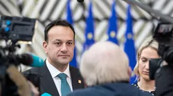 Irski premijer ponovno radi kao liječnik kako bi pomogao u borbi protiv koronavirusa