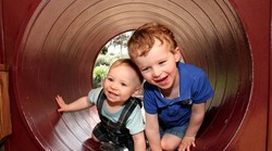 Norveška otvorila vrtiće. Mališani u dobi od tri do šest godina smjeti će biti u skupinama od najviše šestoro djece