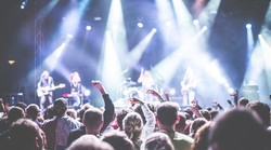 Budućnost muzike uživo: uključivanje na stream uz naplatu, virtualni merch ..