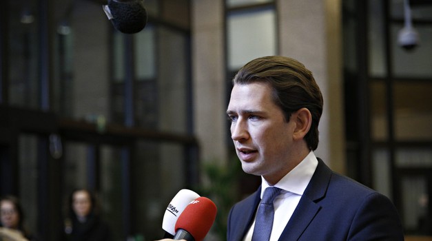 "Bio je to napad iz mržnje, iz mržnje prema našim temeljnim vrijednostima, iz mržnje prema našem načinu života", istaknuo je austrijski kancelar Sebastian Kurz