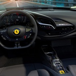 Duda varalica za poreznike i pravi gušti za prave oktanoljupce! Senzacionalni plug-in, 986 konja s autonomijom na struju od 25 km, brzina 342 km/h! (foto: Ferrari Press)