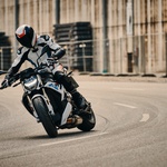 David i Golijat, veliki i mali BMW su spremni - Umjesto uživo iz Milana, virtualna svjetska premijera: BMW G 310 R i S 1000 R iz Munchena (foto: BMW)