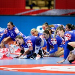 Bajke je u Danskoj nekad davno pisao H.C. Andersen, danas to čine naše CURE. Hvala VATRENE rukometašice! (foto: HRS, Jozo Cabraja / kolektiff)