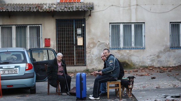 Prevareni stradalnici na Baniji! Izvođačima isplaćen novac, a da nisu ni mješalicu upalili, da gradilište nisu vidjeli