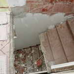 Zbog građevinske mafije u potresu je izgubila sve, a sad bi porezni obaveznici trebali platiti obnovu zgrade, a živi su i nadzorni i investitor (foto: Igor Stažić)