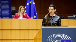 Farmaceutima je Europa omogućila brzu zaradu, amnestiju od nuspojva i pri tome nas ostavila bez cjepiva, alternativa je ruski Sputnjik pod hitno