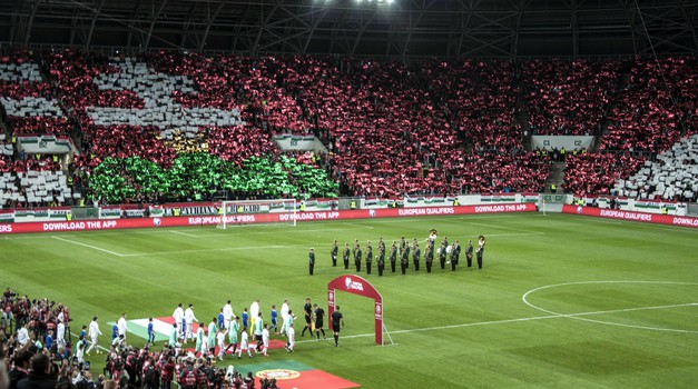 Orban i Budimpešta ukinuli COVID-19 mjere. Mađarska je CORONA FREE! Mađari igraju protiv Portugala pred 61.000 navijača, Englezi u zadnji tren zbog indijskoj soja zabranili pun Wembley