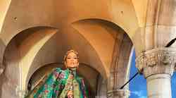 Duga, oluja, Jennifer Lopez, djeca Heidi Klum, Monice Bellucci, Christiana Balea..., kiša, oluja, Fellini i Vivaldi začinili spektakularnu modnu reviju ispred "Duždeve palače" u Veneciji