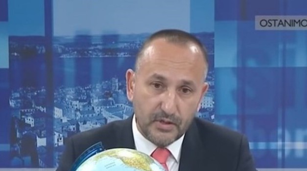 Ni prosvijećeni vakser Zekanović, baš kao ni Miroslav Škoro, nije dao svoj potpis za opoziv ministra Darka Horvata