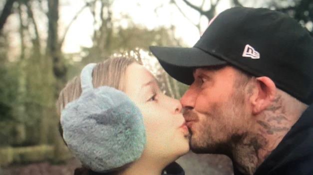 David Beckham objavio sliku poljupca sa svojom kćeri i ponovno pokrenuo žestoku internetsku debatu