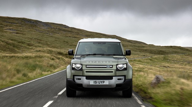 Dolazi troredni, masivni Defender 130 s osam sjedala! Bit će pravi izazivač  Mercedes Benzu G-klase, Audiju Q7, BMW-u X7, Ford Broncu, Jeep Wrangleru...