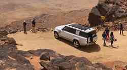 Ovo je najveći Land Rover Defender svih vremena, otkrivamo prve fotografije i cijene!
