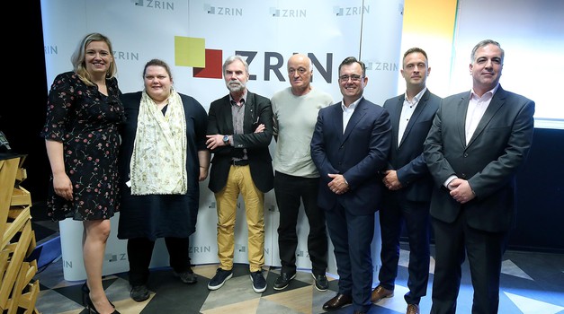 Goran Stanzl / Pixell
02.06.2022., Zagreb - Predstavljanje Znanstveno-razvojne inicijative ZRIN koju je osnovao Damir Vandjelic. ZRIN je neprofitna udruga gradjana koju cine neovisni strucnjaci iz akademskog i poslovnog svijeta s misijom istrazivanja, formuliranja i predlaganja javnih politika te njihovog ucinka na poboljsanje zivotnih i gospodarskih uvjeta u RH. Vedrana Pribicevic, Maja Grubisin Cvitan, Damir Vandjelic, Marin Strmota, Mate Lausic, Ivan Selak.   Photo: Goran Stanzl/PIXSELL