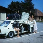 FOTO: Kad su naši starci gazili pedalu gasa u Jugoplastika japankama! Sjećate li se još? Tako smo prije 40 godina putovali na more! Bila su to zlatna vremena za kampere, a posebice za nudiste (foto: Facebook Jure Bajic)