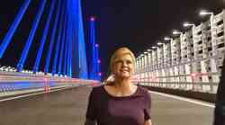 Kolinda zapalila društvene mreže svojim foto sessionom u budističkoj pozi na Pelješkom mostu