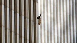 Čovjek u padu: Što stoji iza kontroverzne fotografije snimljene 11. rujna 2001.?