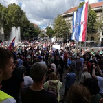 GALERIJA Prosvjed protiv HDZ-a u Zagrebu (foto: Start News)