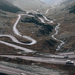 VIDEO: Upoznajte jednu od najidiličnijih autocesta na svijetu, koja je otvorena samo do kraja listopada (foto: Viktor Hanacek)