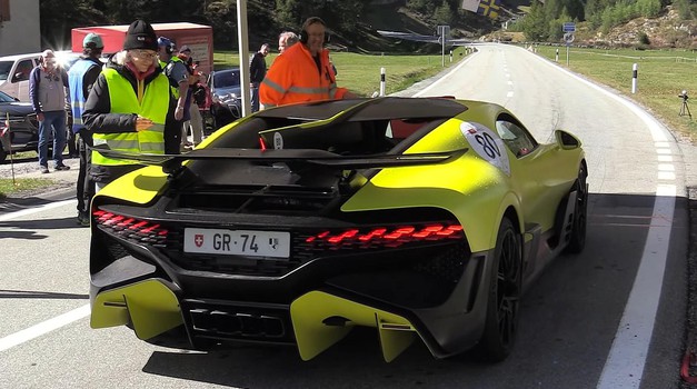 VIDEO: S jednim od najskupljih cestovnih bolida na brdskoj utrci velikih brzina. Je li auto preživio?