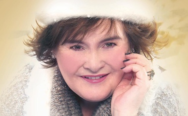 Sjećate li se još Susan Boyle? Danas je bogatija za 22 milijuna funti i izgleda bolje nego ikad