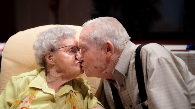 Bili su u braku 80 godina i umrli u razmaku od samo nekoliko sati: Evo što su rekli o vječnoj ljubavi