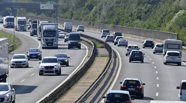 Mnogi ljudi više ne znaju što je pravilo dvije sekunde na cesti: znate li?