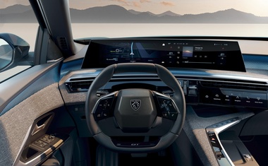 PANORAMSKI I-COCKPIT™: NEVJEROJATNA NOVA GENERACIJA ZA BUDUĆI PEUGEOT 3008.