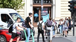 Iznajmljivanje električnih romobila bit će zabranjeno od nove godine. Ovo su glavni razlozi