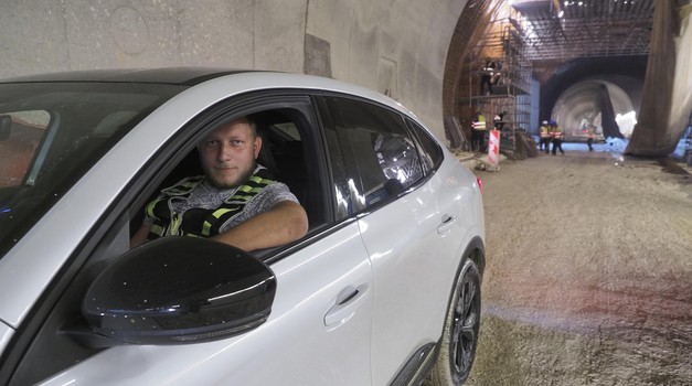FOTO! Dok su "oni" slavili mi smo Učkom II vozili! Od kipa Svete Barbare na ulazu Učke do nestvarnog pogleda na Kvarner