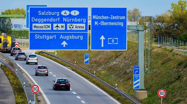 150 km/h po autocestama! Zašto ne i u nas, na odličnim prometnicima s još boljim i sigurnijim autima... i ne bi trebalo biti prepreke